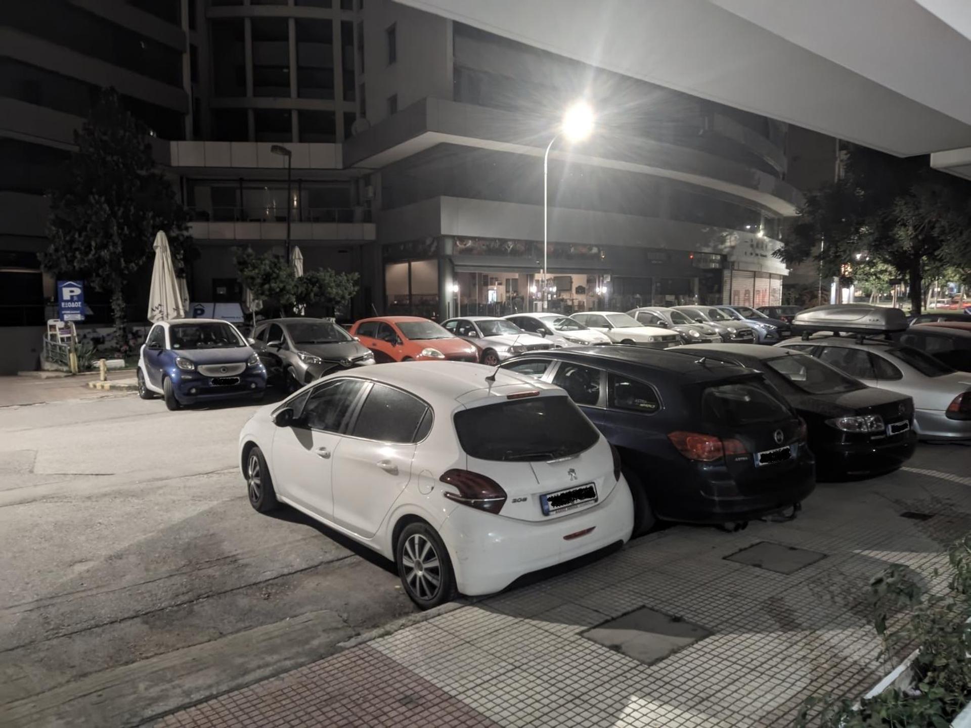 סלוניקי Cozy Apt! Friends & Family - Private Paid Parking מראה חיצוני תמונה